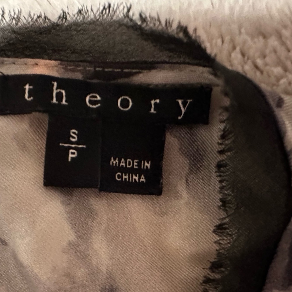 THEORY Silk Swintin Reflect Print Sleeveless Top Size Small - Picture 5 of 12